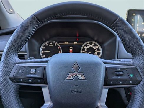 New 2026 Mitsubishi Outlander Trail Edition image 31