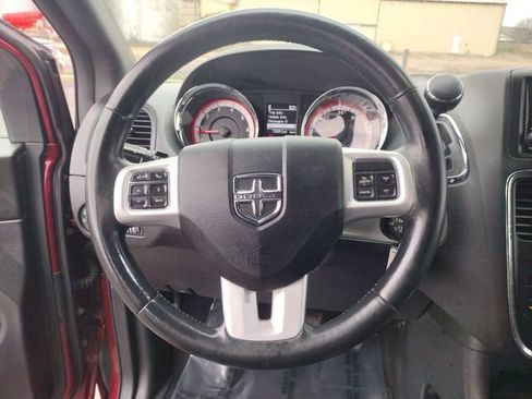 Used 2019 Dodge Grand Caravan GT image 16