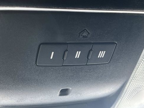 Used 2021 Jeep Grand Cherokee Laredo X AWD/4WD image 37
