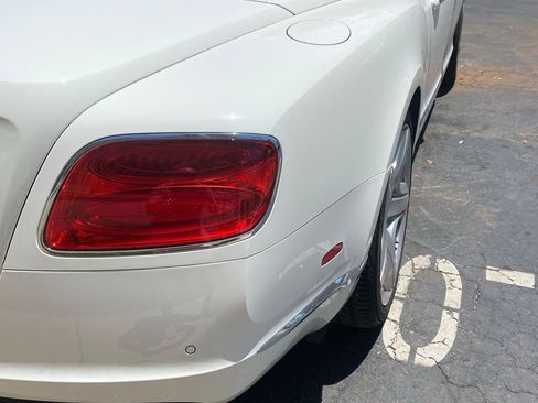 Used 2014 Bentley Continental Mulliner image 16