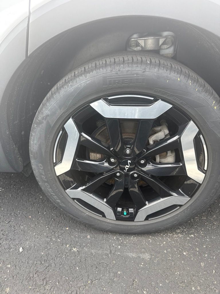 Used 2023 Kia Telluride S w/ S Sunroof Package AWD/4WD image 9