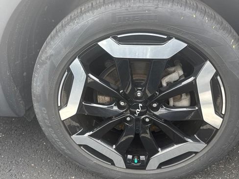 Used 2023 Kia Telluride S w/ S Sunroof Package AWD/4WD image 9