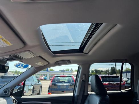 Used 2022 Honda Ridgeline RTL-E image 18
