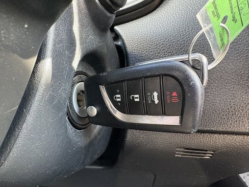 Certified 2023 Toyota Corolla LE image 21