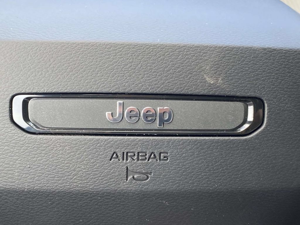 New 2026 Jeep Cherokee Limited AWD/4WD image 54