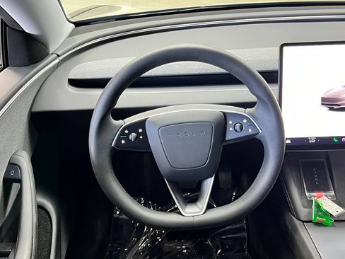 Used 2025 Tesla Model 3 Long Range RWD image 18