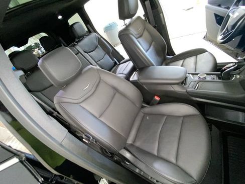 Used 2024 Cadillac XT6 Premium Luxury w/ LPO, Floor Liner Package FWD image 15