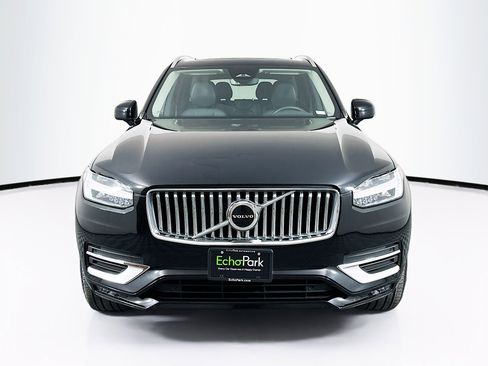 Used 2025 Volvo XC90 B5 Core image 2