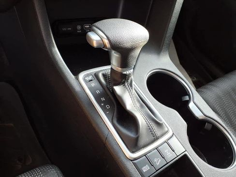 Used 2019 Kia Sportage LX image 15