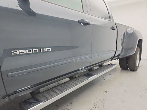 Used 2017 Chevrolet Silverado 3500 LT w/ LT Convenience Package AWD/4WD image 56