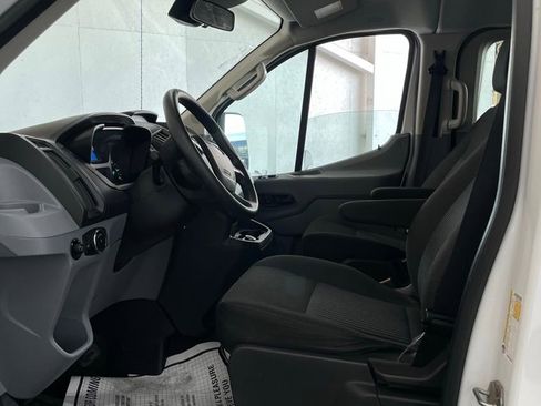 Used 2019 Ford Transit 150 XL image 15