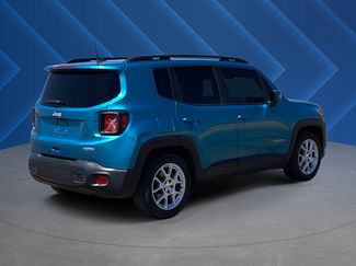 Used 2021 Jeep Renegade Latitude FWD video 3