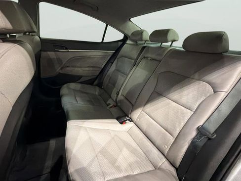 Used 2017 Hyundai Elantra Limited w/ Limited Tech Package 04 image 32