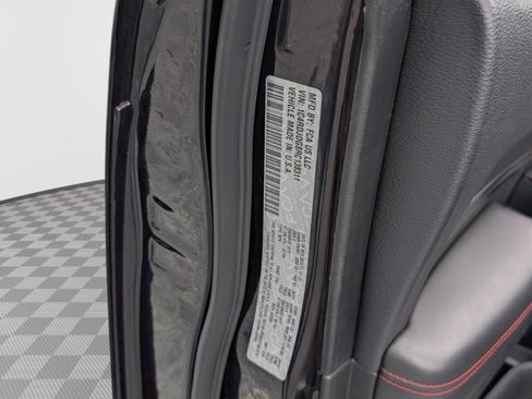 Used 2024 Dodge Durango GT AWD/4WD image 17