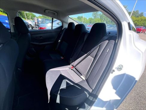 Used 2024 Nissan Sentra SV FWD image 15