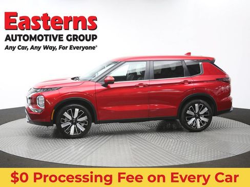 Used 2025 Mitsubishi Outlander SE FWD image 58