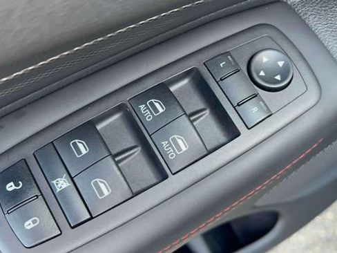 Used 2023 Dodge Durango R/T AWD/4WD image 21