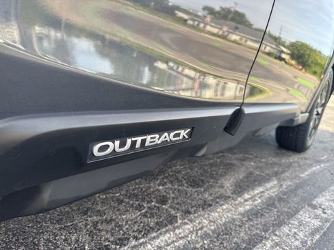Used 2023 Subaru Outback Onyx Edition AWD/4WD image 45