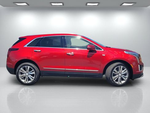 New 2026 Cadillac XT5 Premium Luxury w/ Driver Assist Package FWD image 3