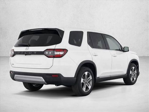 Used 2024 Honda Pilot EX-L image 7