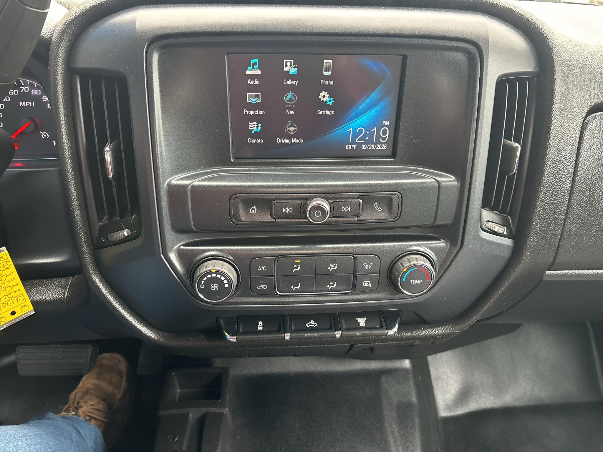 Used 2018 Chevrolet Silverado 3500 W/T w/ WT Convenience Package AWD/4WD image 17