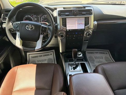 Used 2022 Toyota 4Runner Limited AWD/4WD image 12