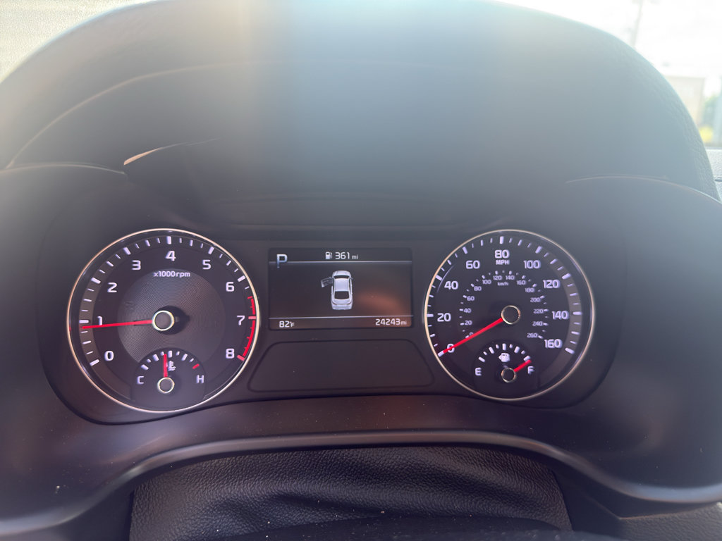 Used 2023 Kia Forte LXS w/ LXS Technology Package FWD image 14