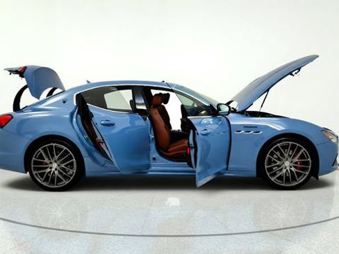 Used 2022 Maserati Ghibli Modena RWD image 20