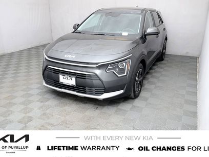 New 2026 Kia Niro LX