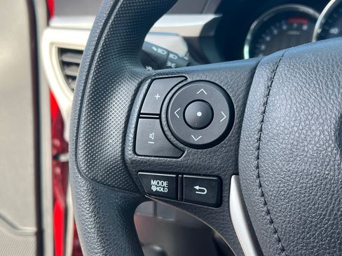 Used 2016 Toyota Corolla L image 18
