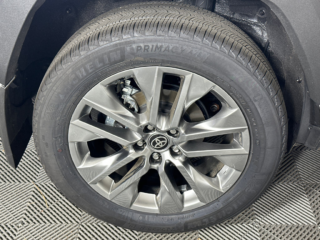 Used 2024 Toyota RAV4 Limited w/ Weather Package FWD image 17