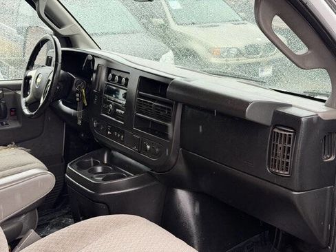 Used 2017 Chevrolet Express 2500 LS image 19