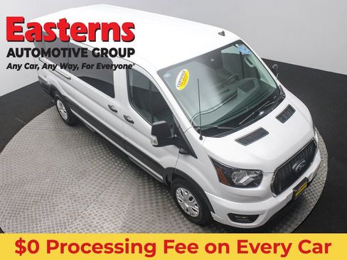 Used 2023 Ford Transit 350 XLT RWD image 3