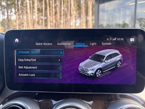 Used 2022 Mercedes-Benz GLC 300 w/ Premium Package Lite image 41