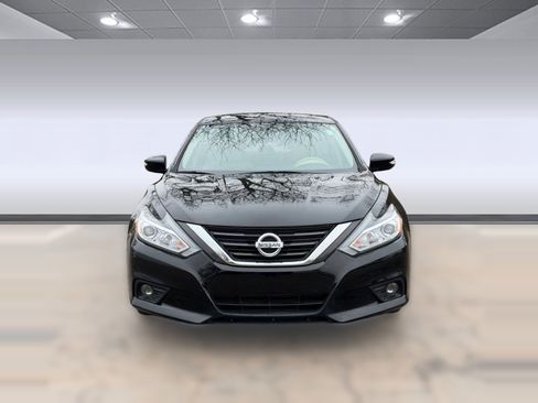 Used 2016 Nissan Altima 2.5 SL w/ Moonroof Package image 5