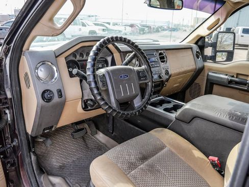 Used 2011 Ford F250 Lariat w/ Lariat Interior Pkg AWD/4WD image 25