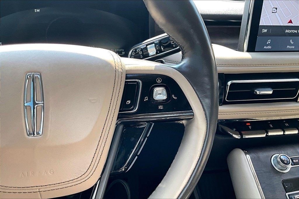 Used 2020 Lincoln Aviator Reserve w/ Equipment Group 202A AWD/4WD image 12