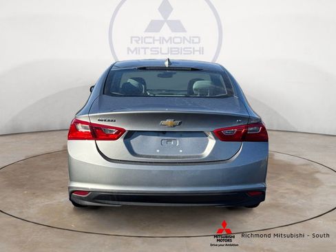 Used 2023 Chevrolet Malibu LT image 4