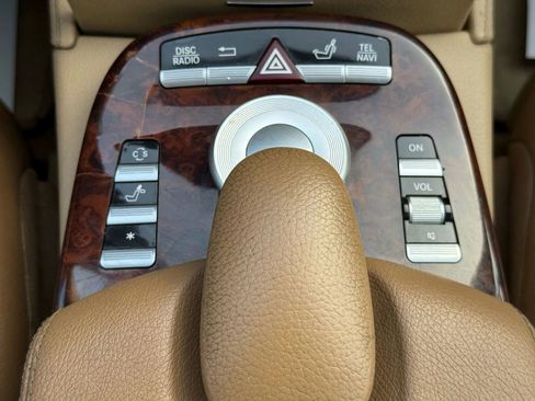 Used 2009 Mercedes-Benz S 550 4MATIC image 35