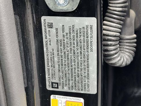 Used 2020 Chevrolet Silverado 2500 LTZ image 31