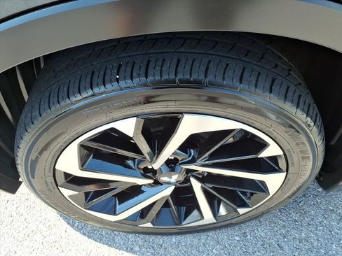 Used 2024 Mitsubishi Outlander SE AWD/4WD image 10