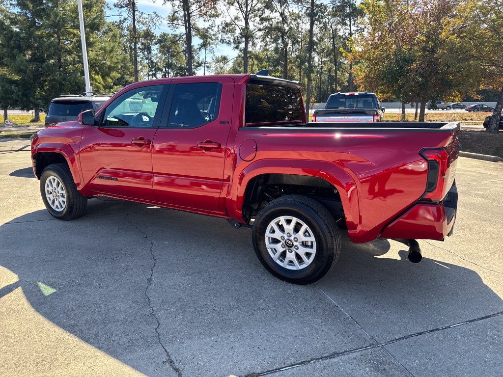Certified 2026 Toyota Tacoma SR5 AWD/4WD image 3