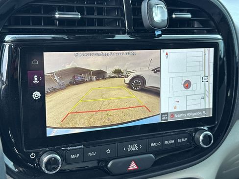 Certified 2023 Kia Soul EX FWD image 21