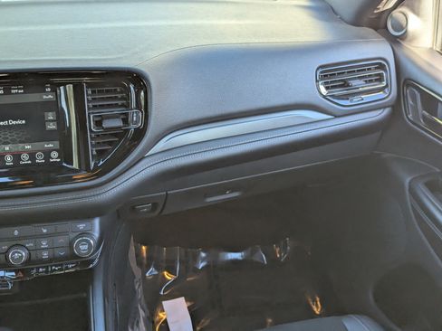 Used 2022 Dodge Durango GT image 15