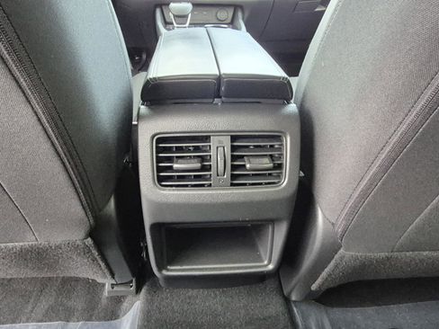 Certified 2023 Nissan Rogue S AWD/4WD image 16