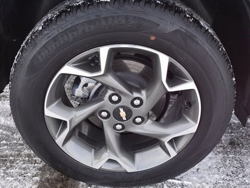 Used 2025 Chevrolet Trax LT w/ LT Convenience Package image 45