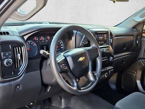 Used 2021 Chevrolet Silverado 1500 Custom RWD image 9