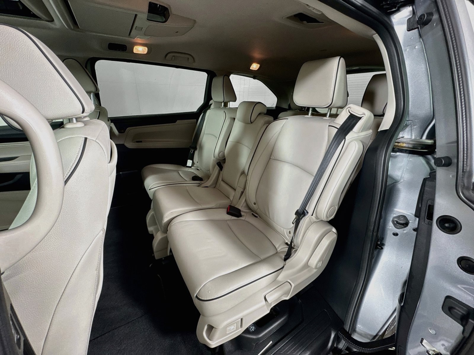 Used 2026 Honda Odyssey Touring image 28