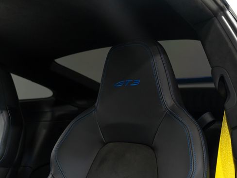 Used 2022 Porsche 911 GT3 RWD image 38