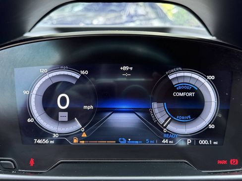 Used 2017 BMW i8 AWD/4WD image 21